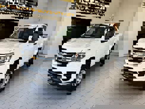 Used 2018 Chevrolet Colorado W/T w/ WT Convenience Package image 1