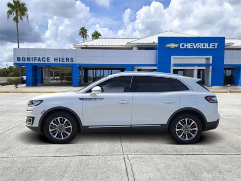 Used 2019 Lincoln Nautilus Select image 4
