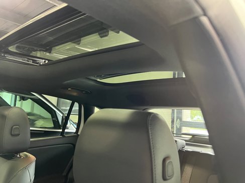 Used 2021 Mercedes-Benz GLA 250 4MATIC w/ Premium Package image 24