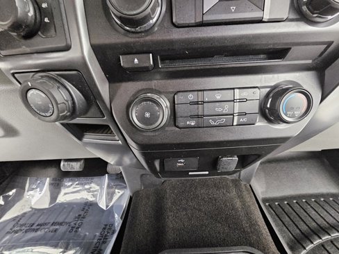 Used 2017 Ford F150 XLT w/ Equipment Group 301A Mid image 17