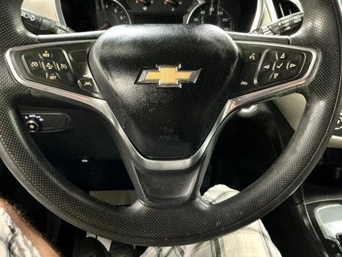 Used 2020 Chevrolet Equinox LT image 9