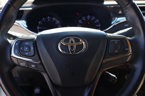 Used 2013 Toyota Avalon XLE image 24