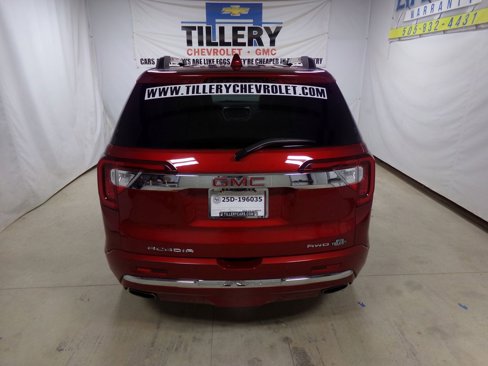 Used 2021 GMC Acadia Denali w/ Denali Technology Package image 5