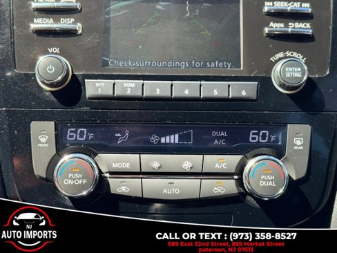 Used 2016 Nissan Rogue SV image 29