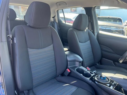 Used 2024 Nissan Leaf SV Plus image 31