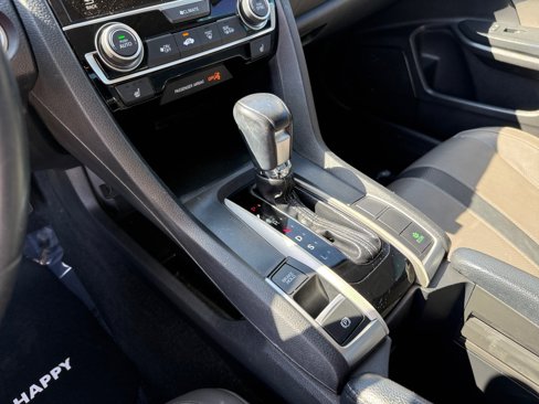 Used 2017 Honda Civic Touring image 13