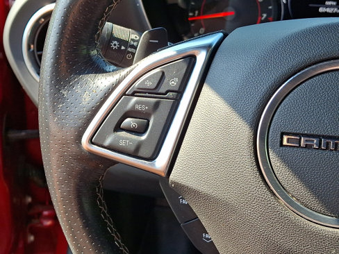 Used 2020 Chevrolet Camaro LT w/ RS Package image 22
