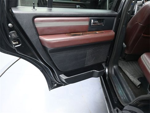Used 2016 Ford Expedition Platinum image 15