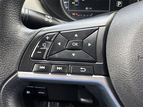 Used 2020 Nissan Versa SV image 19