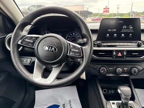Used 2021 Kia Forte LXS image 13