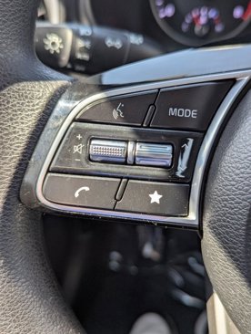 Used 2023 Kia Forte LXS image 16