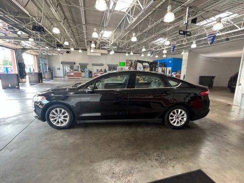 Used 2016 Ford Fusion S image 5