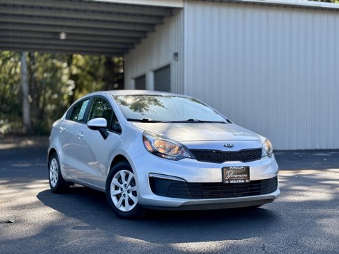 Used 2017 Kia Rio LX image 2