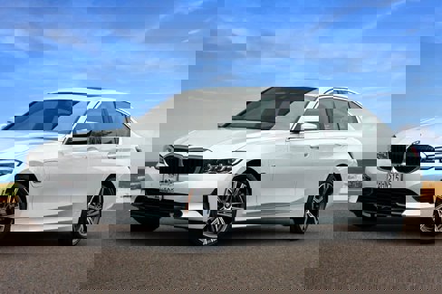 Certified 2022 BMW 330e w/ Premium Package image 1