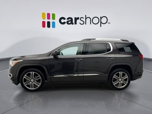 Used 2017 GMC Acadia Denali w/ Technology Package image 2