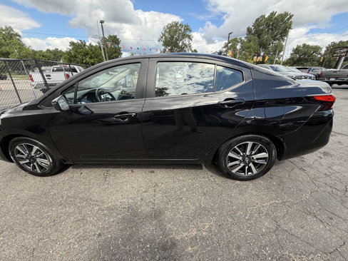 Used 2021 Nissan Versa SV image 8