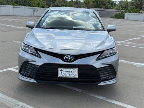 Used 2022 Toyota Camry LE image 8
