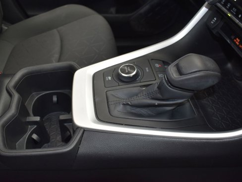 Used 2023 Toyota RAV4 XLE image 27
