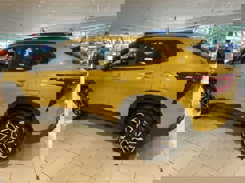 New 2025 Chevrolet Trax RS w/ Driver Confidence Package image 5