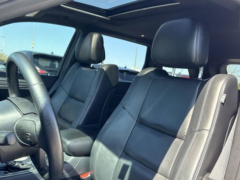 Used 2018 Jeep Grand Cherokee Limited image 12