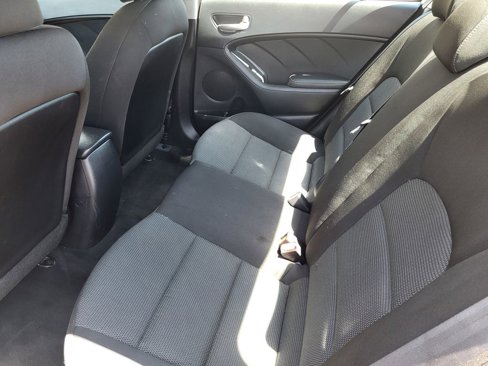 Used 2017 Kia Forte LX image 18
