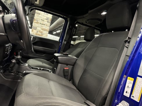 Used 2018 Jeep Wrangler Unlimited Sport S image 22