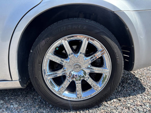 Used 2009 Chrysler 300 Touring image 3