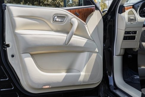 Used 2019 INFINITI QX80 Luxe image 37