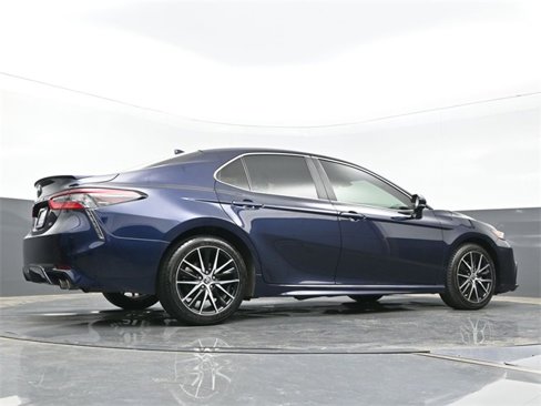Used 2022 Toyota Camry SE image 26