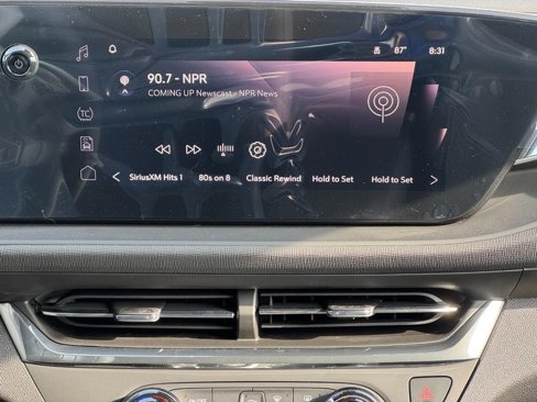New 2025 Buick Envista Preferred w/ Convenience II Package image 13