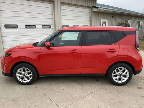 Used 2023 Kia Soul LX w/ Option Group 015 image 4