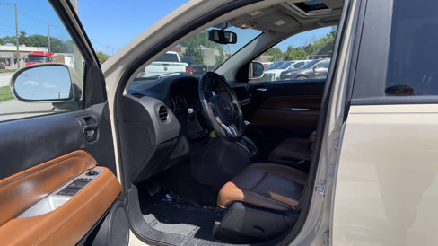 Used 2017 Jeep Compass High Altitude image 5