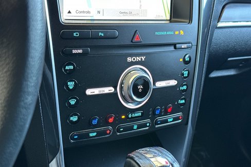Used 2019 Ford Explorer Limited w/ Class III Trailer Tow Package image 28