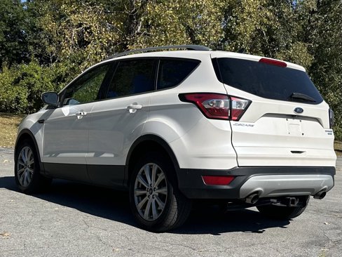 Used 2018 Ford Escape Titanium w/ Ford Safe & Smart Package image 12