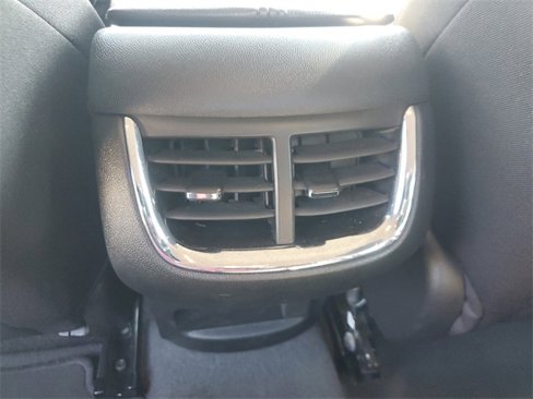 Used 2024 Chevrolet Malibu LT image 12