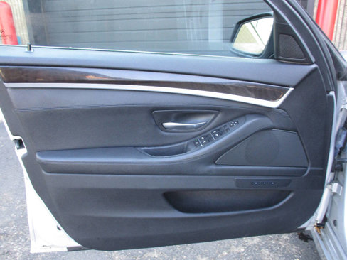 Used 2013 BMW 528i xDrive Sedan image 28
