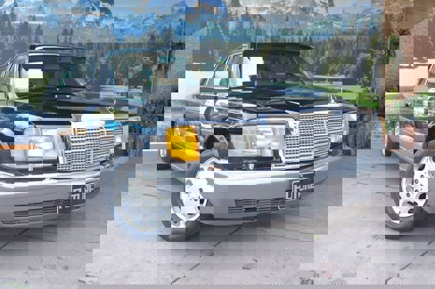 Used 1988 Mercedes-Benz 300 SEL image 3