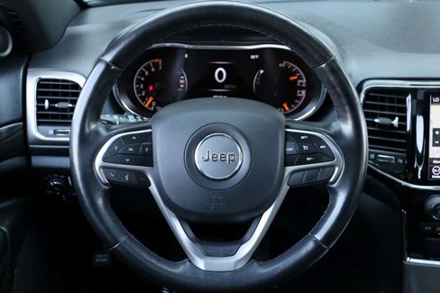 Used 2020 Jeep Grand Cherokee Altitude image 24