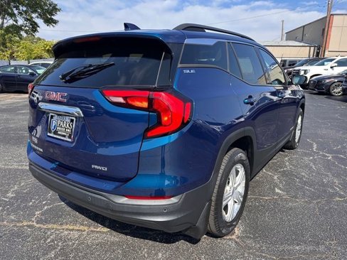 Used 2020 GMC Terrain SLE w/ Driver Convenience Package image 11