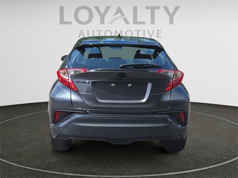 Used 2022 Toyota C-HR Nightshade image 4