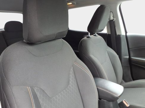 Certified 2018 Jeep Compass Sport w/ Tech Group image 16
