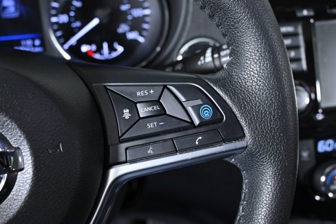 Used 2020 Nissan Rogue SL w/ Premium Package image 15