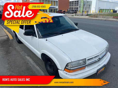 Used 2000 Chevrolet S10 Pickup LS w/ Preferred Equipment Group image 1