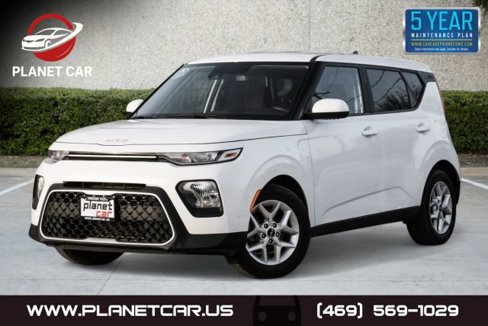Used 2022 Kia Soul LX w/ Technology Package image 1