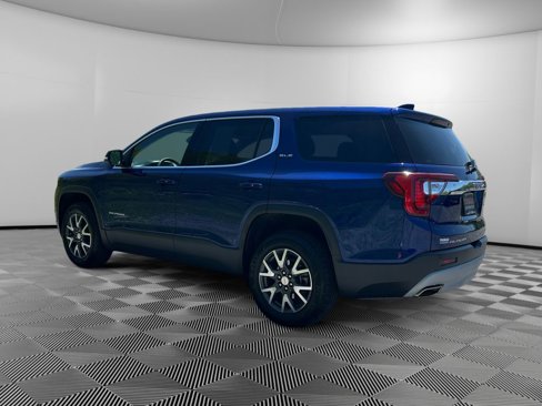 Used 2023 GMC Acadia SLE image 5