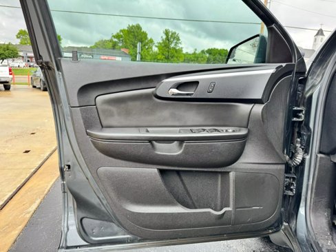 Used 2010 Chevrolet Traverse LT w/ Personal Connectivity Package image 12