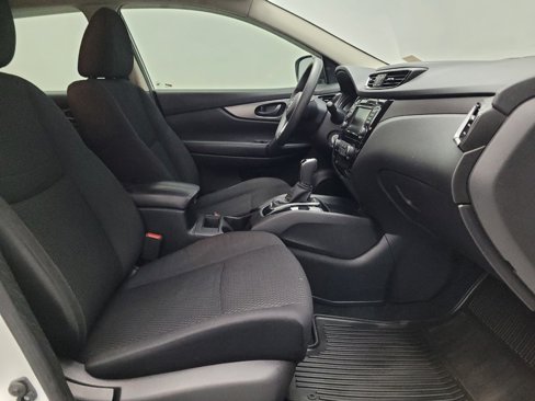Used 2020 Nissan Rogue Sport S image 21