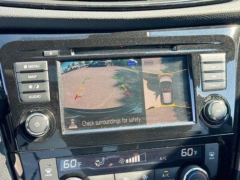 Used 2020 Nissan Rogue SV w/ Sun & Sound Touring Package image 13