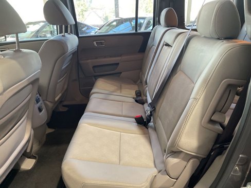 Used 2010 Honda Pilot LX image 13