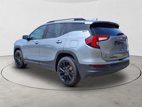 Used 2023 GMC Terrain SLT w/ Elevation Edition image 7